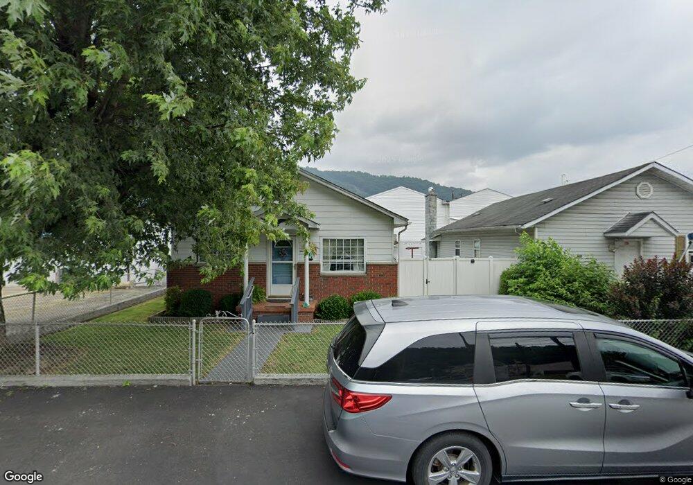 9304 Oregon Ave, Charleston, WV 25315 - photo 1