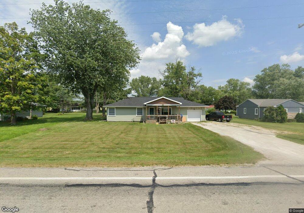 68 W Markle Rd, Huntington, IN 46750 - photo 1