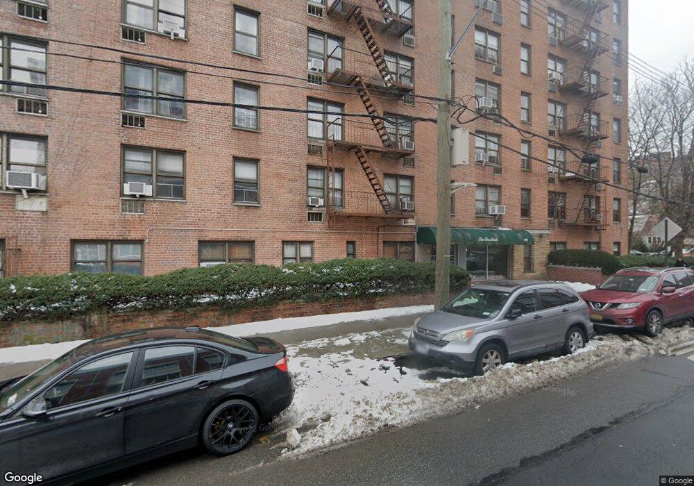 288 W 238th St unit 2E, Bronx, NY 10463 - photo 1