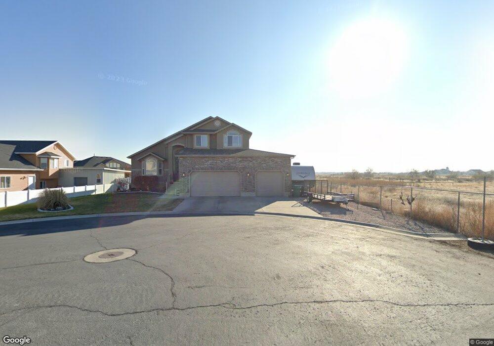 4695 W 5600 S, Hooper, UT 84315 - photo 1