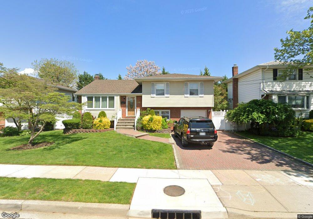 246 Kalb Place, Franklin Square, NY 11010 - photo 1