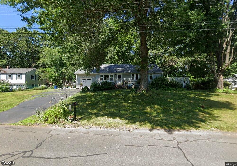 114 Overlook Dr, Windsor, CT 06095 - photo 1