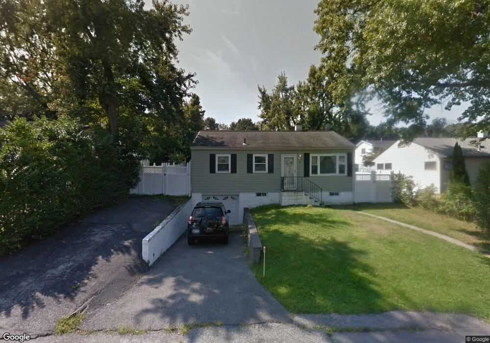 15 Iroquois St, Peekskill, NY 10566 - photo 1