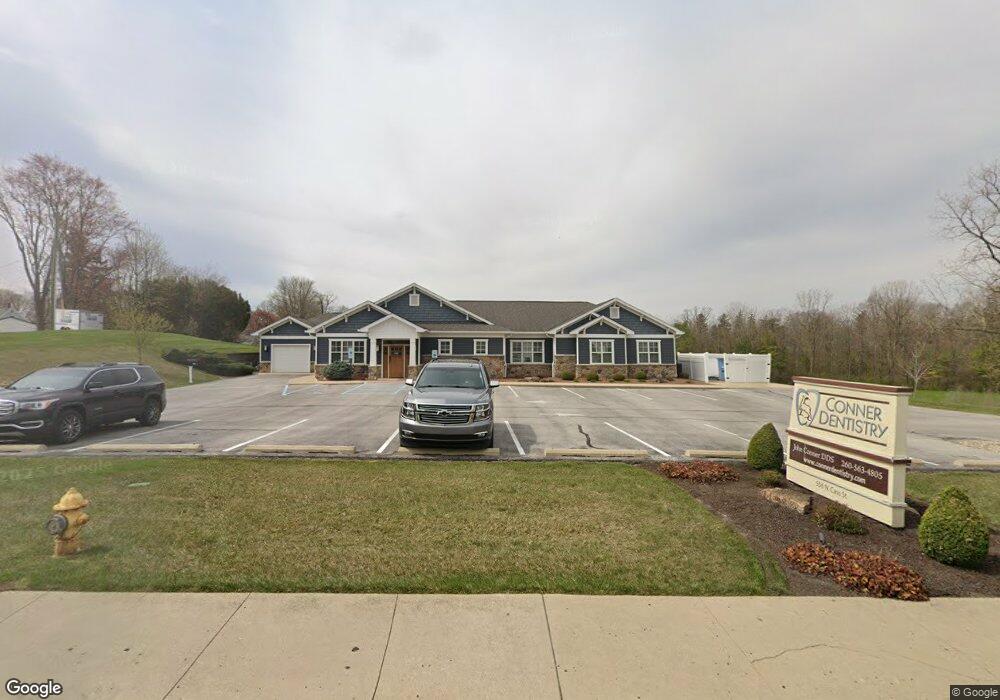 556 N Cass St, Wabash, IN 46992 - photo 1