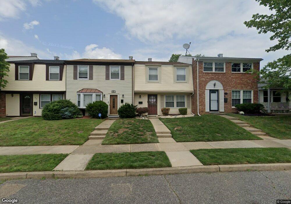 27 Fireside Ct, Willingboro, NJ 08046 - photo 1