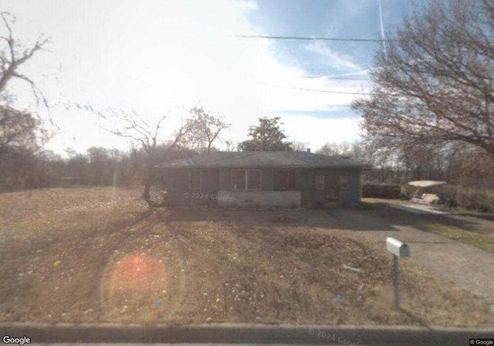 1818 E Alma Ave, Sherman, TX 75090 - photo 1