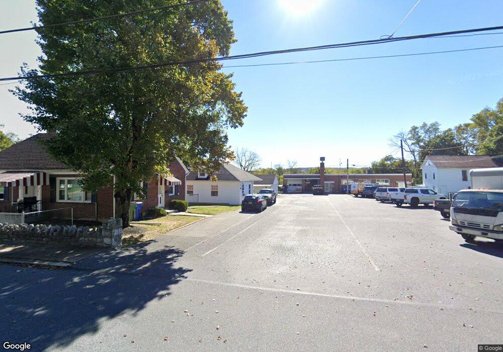 10 W Main St, Hershey, PA 17033 - photo 1