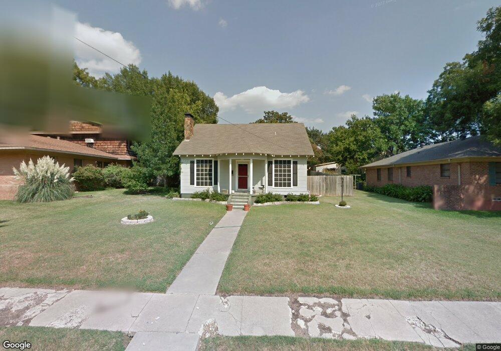 720 S Denton St, Gainesville, TX 76240 - photo 1