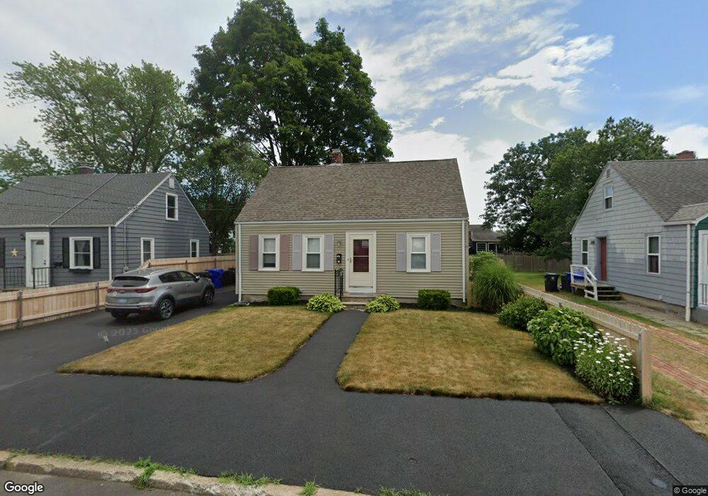 27 Wasaga Rd, Pawtucket, RI 02861 - photo 1