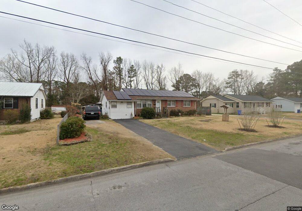 1020 Daniel Dr, Jacksonville, NC 28540 - photo 1