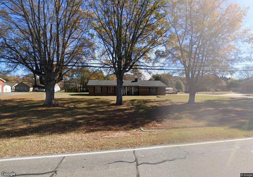 222 N Greenbriar Rd, Statesville, NC 28625 - photo 1