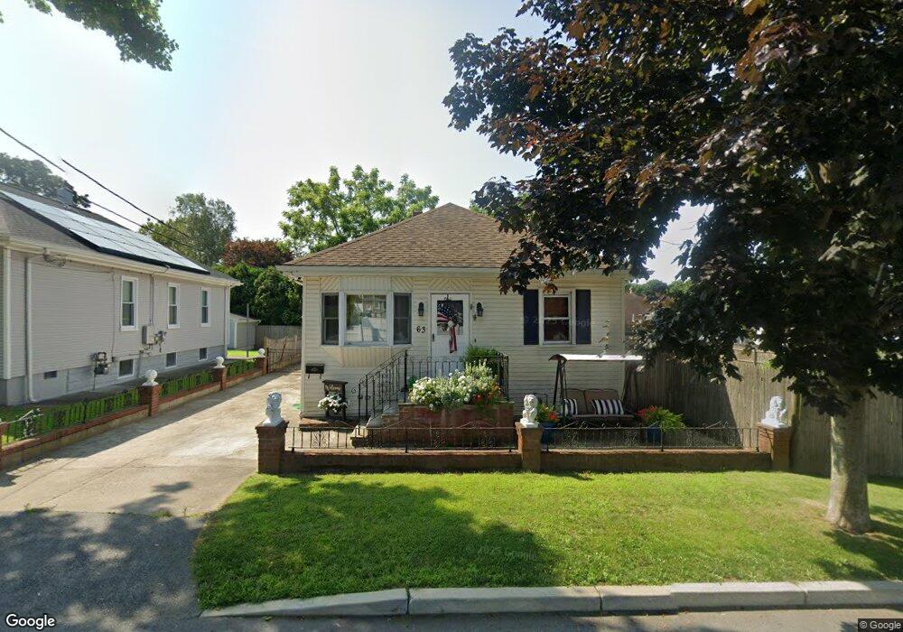 63 Harding Rd, Fairhaven, MA 02719 - photo 1