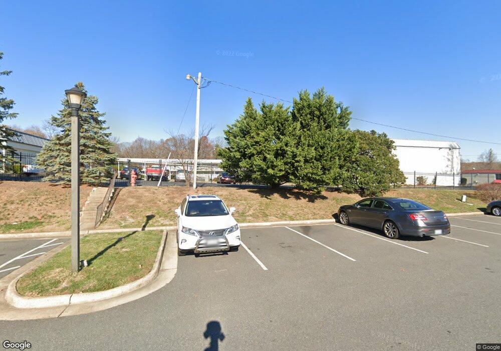 17133 Dumfries Rd, Dumfries, VA 22025 - photo 1