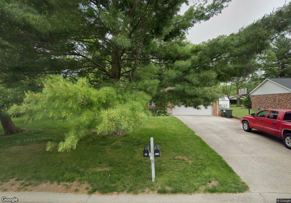 713 Pine Tree Ln, Freeburg, IL 62243 - photo 1