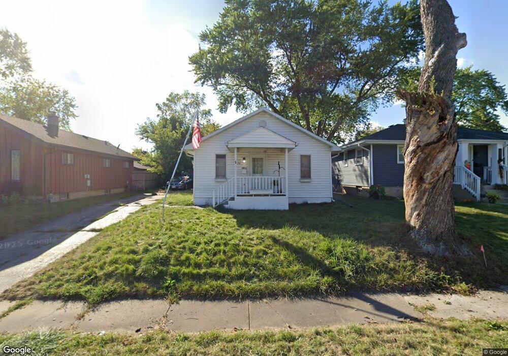 136 N Sumac Ave, Waukegan, IL 60085 - photo 1