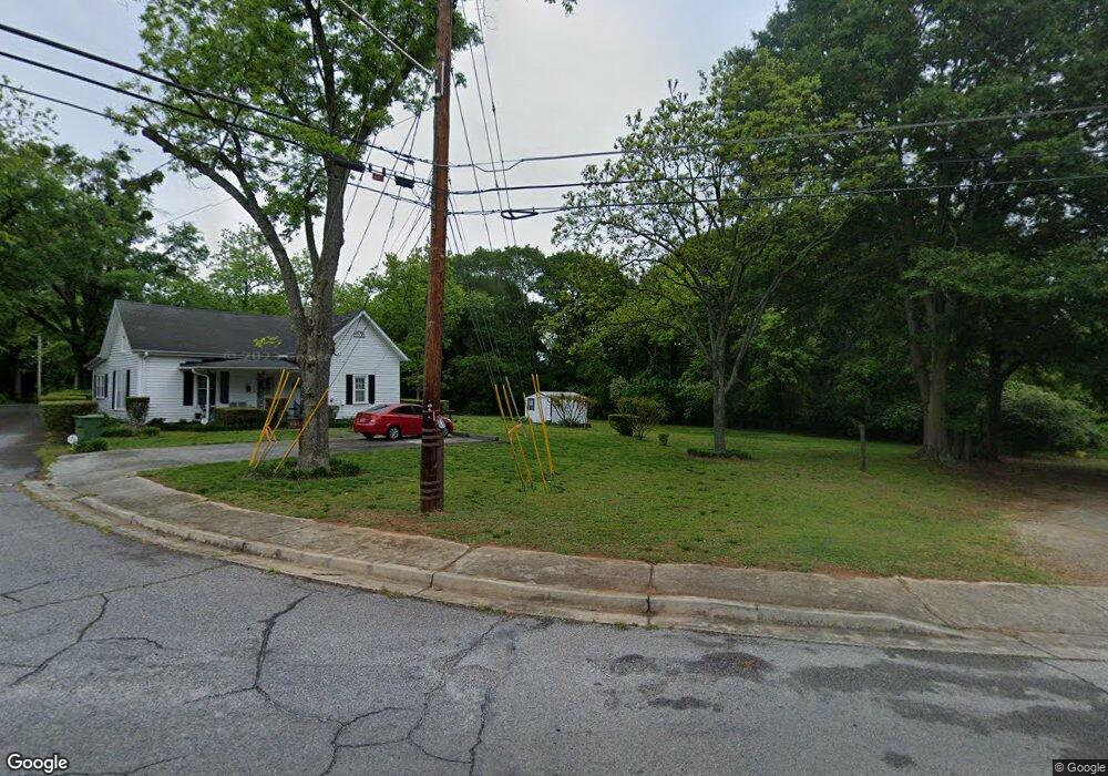 582 Daniel St, Royston, GA 30662 - photo 1