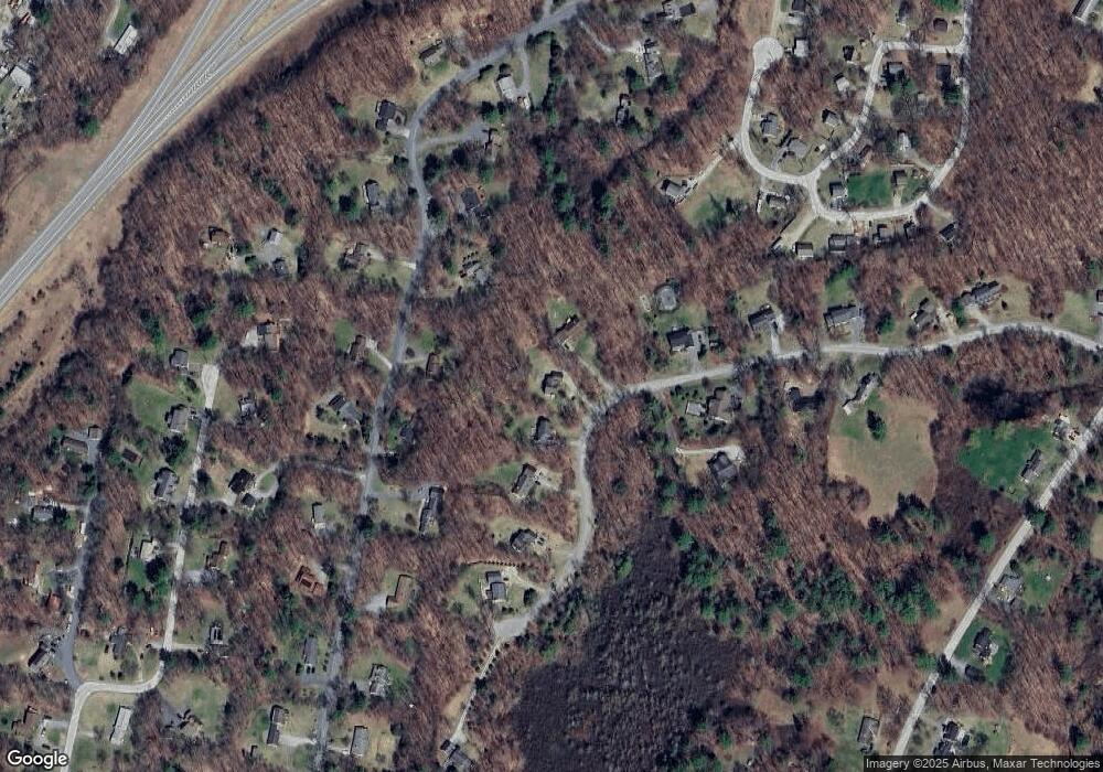 272 Mending Walls Rd, Manchester Center, VT 05255 - photo 1