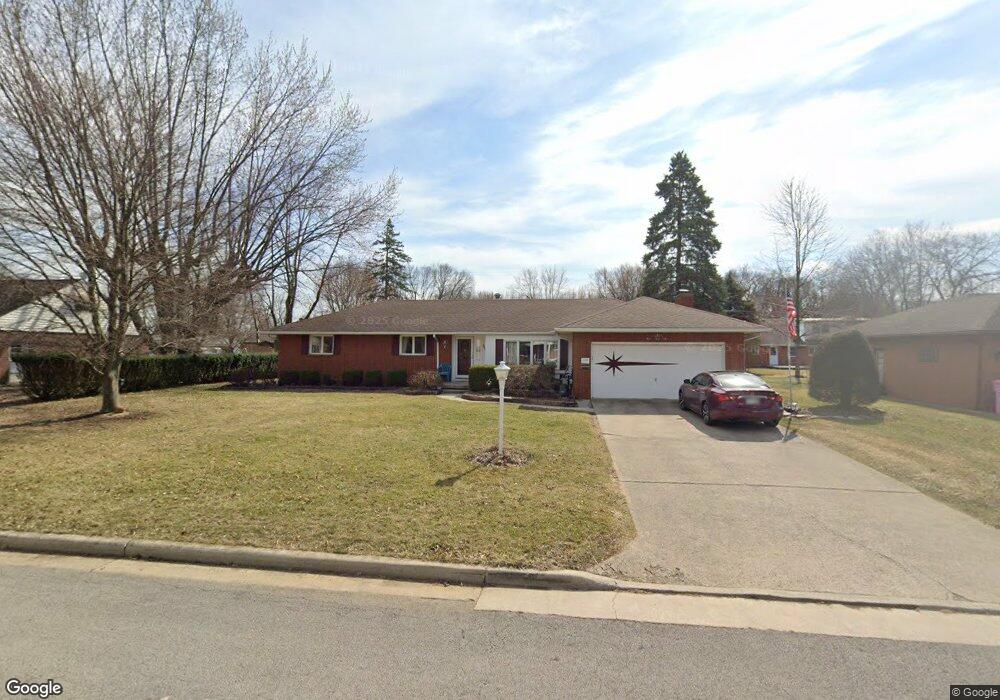 809 Wedgewood Dr, Findlay, OH 45840 - photo 1