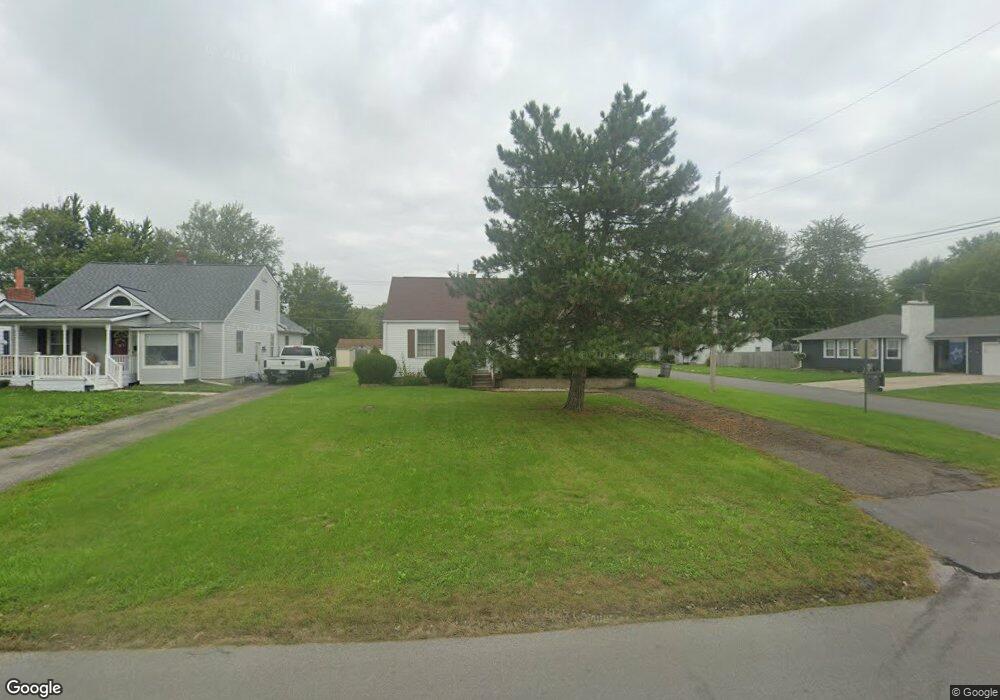 2042 W Wayne St, Lima, OH 45805 - photo 1