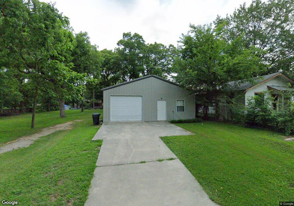 1104 B St NE, Ardmore, OK 73401 - photo 1