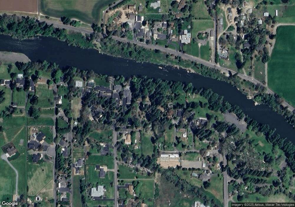 493 Coutant Ln, Grants Pass, OR 97527 - photo 1