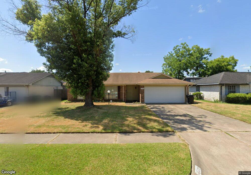 1103 Hidden Valley Dr, Houston, TX 77088 - photo 1