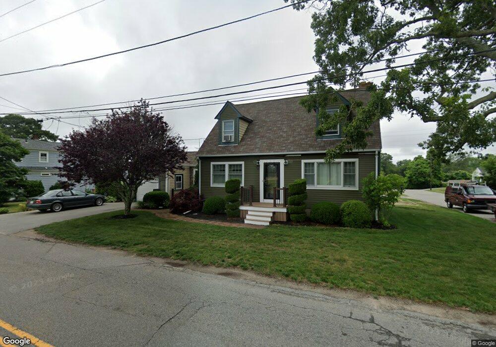 83 Hot And Cold Ln, Somerset, MA 02726 - photo 1