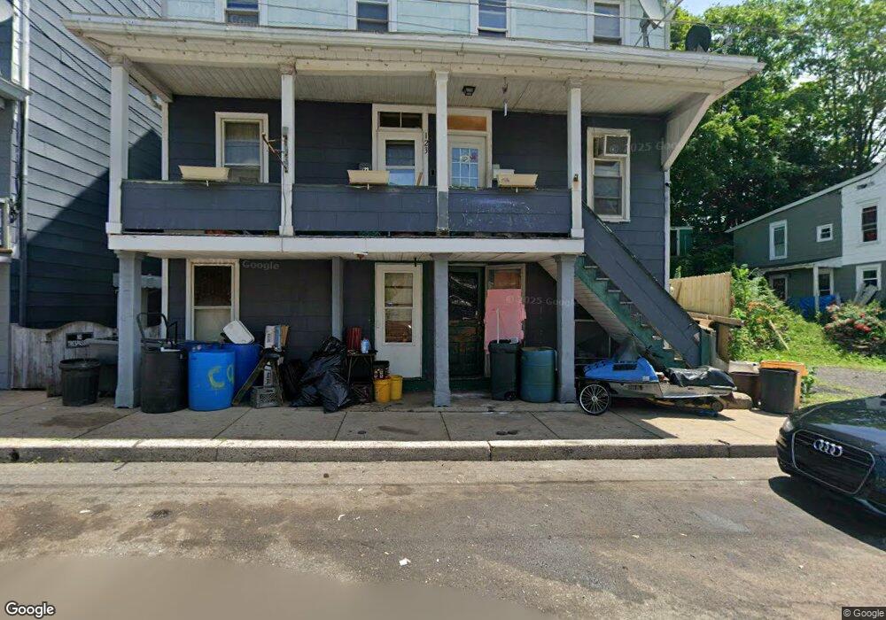 121-123 Pitt St, Tamaqua, PA 18252 - photo 1