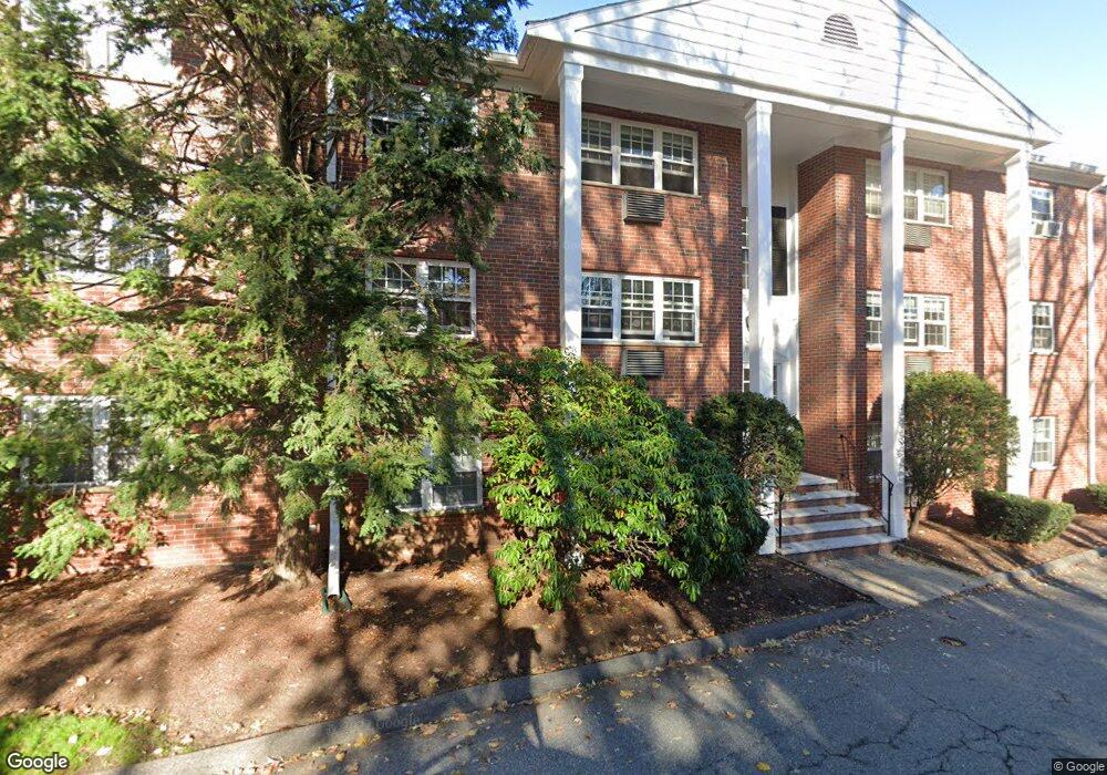 2 Old Colony Ln unit 6, Arlington, MA 02476 - photo 1