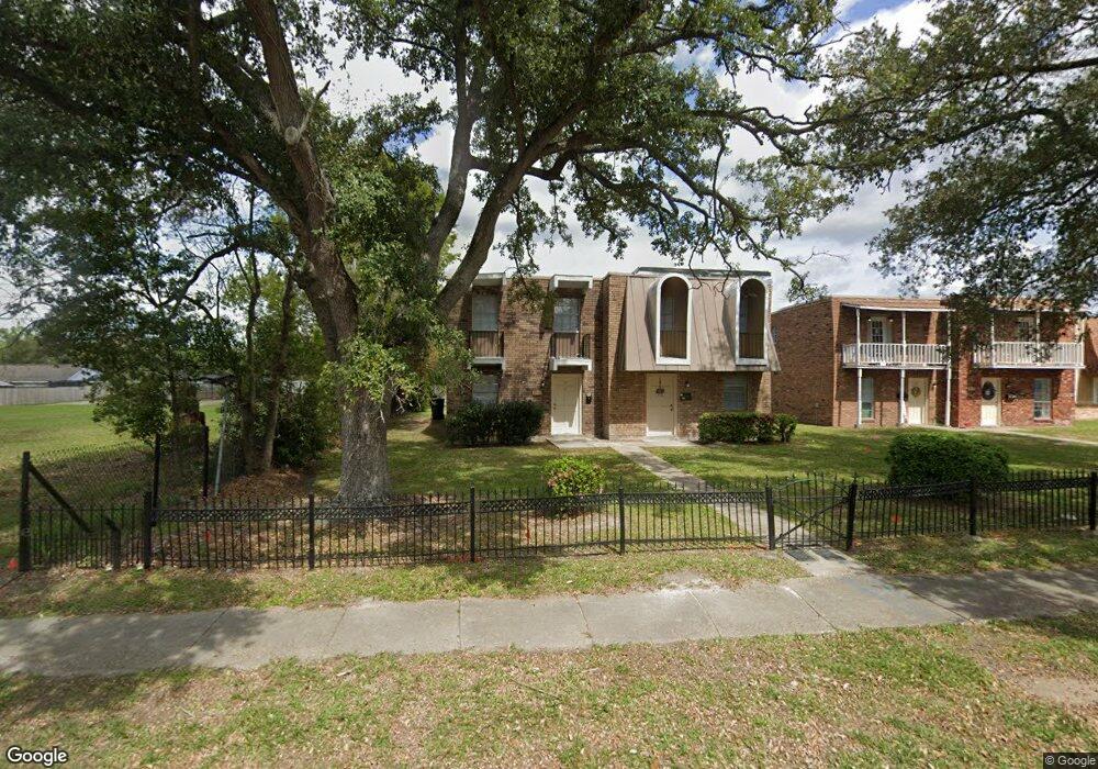2509 Oak Park Blvd, Lake Charles, LA 70601 - photo 1