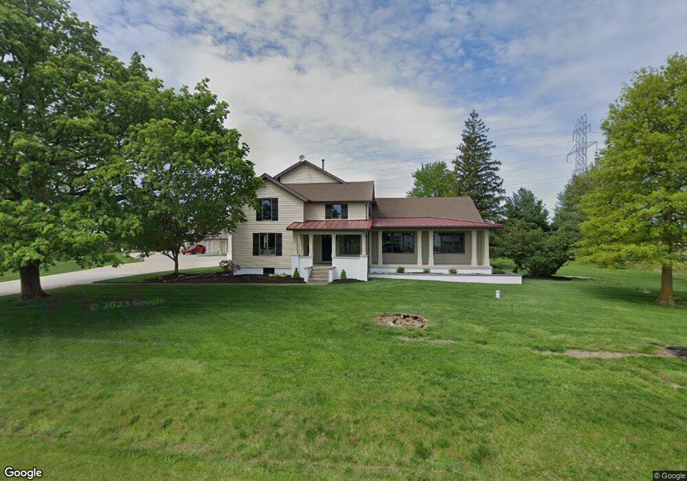 8027 Ricker Rd, Grabill, IN 46741 - photo 1