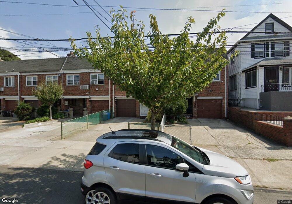 5711 Lawrence St, Flushing, NY 11355 - photo 1