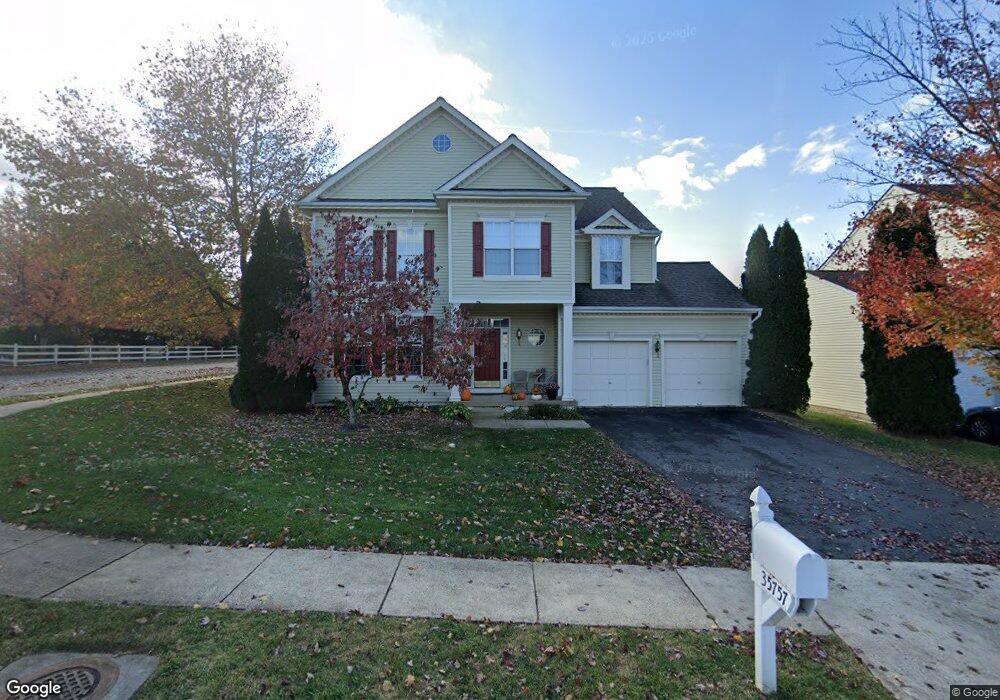 35757 Winslow Ct, Round Hill, VA 20141 - photo 1