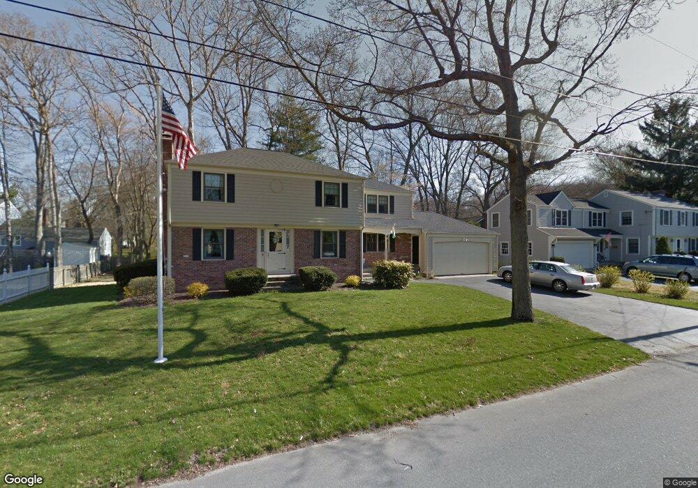 18 Chantilly Dr, Barrington, RI 02806 - photo 1