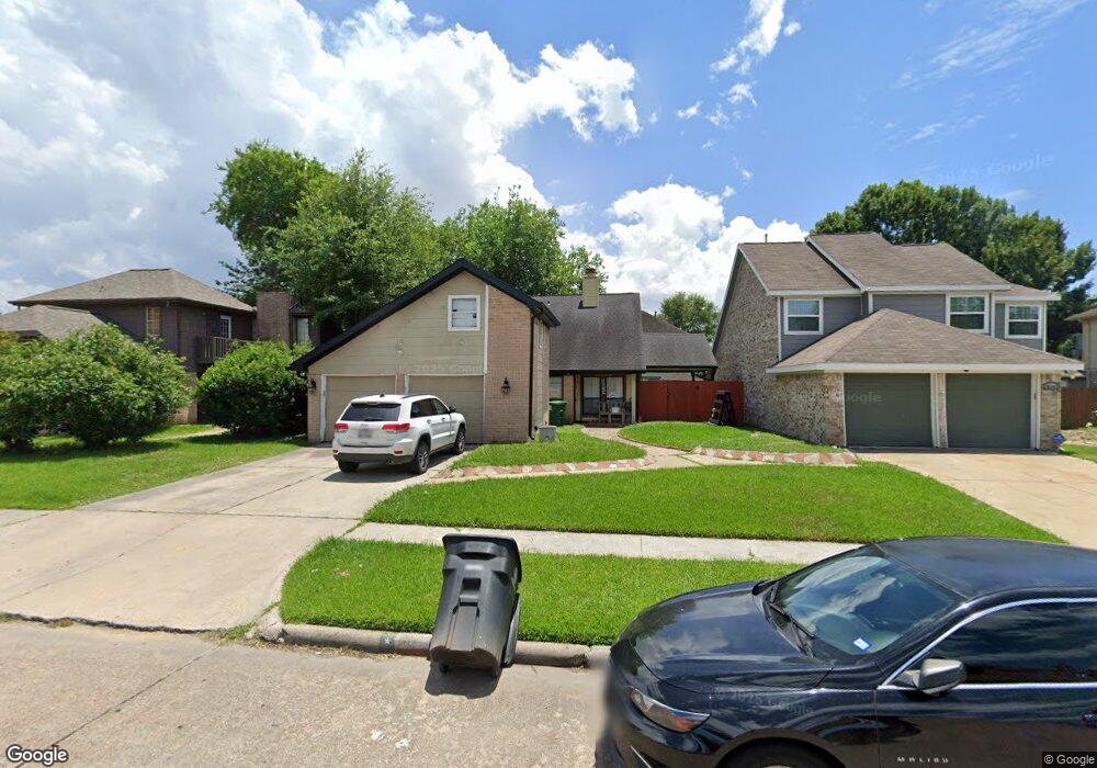 3659 Villa Glen Dr, Houston, TX 77088 - photo 1