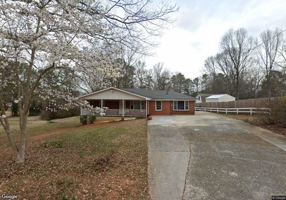 1490 Lake Cir SW, Mableton, GA 30126 - photo 1