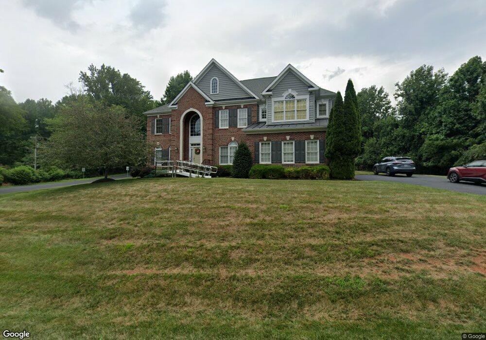 5342 Ambler Ct, Warrenton, VA 20187 - photo 1