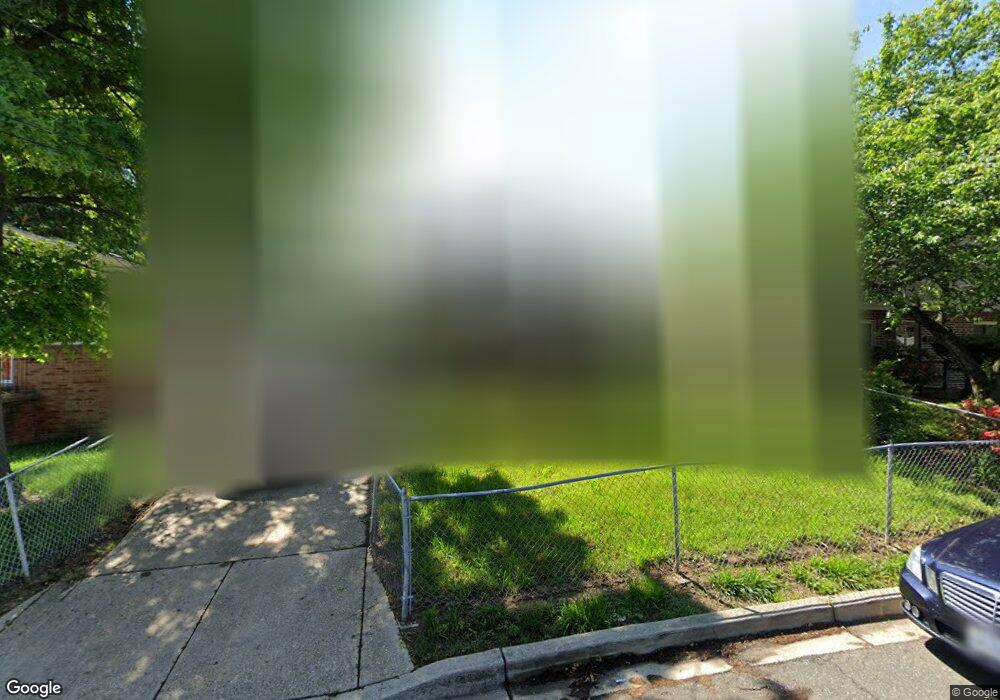 910 Clovis Ave, Capitol Heights, MD 20743 - photo 1