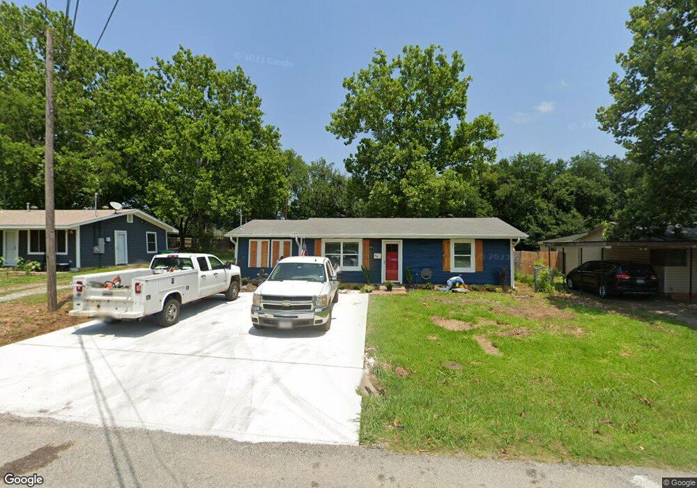105 Pearce Dr, Pottsboro, TX 75076 - photo 1