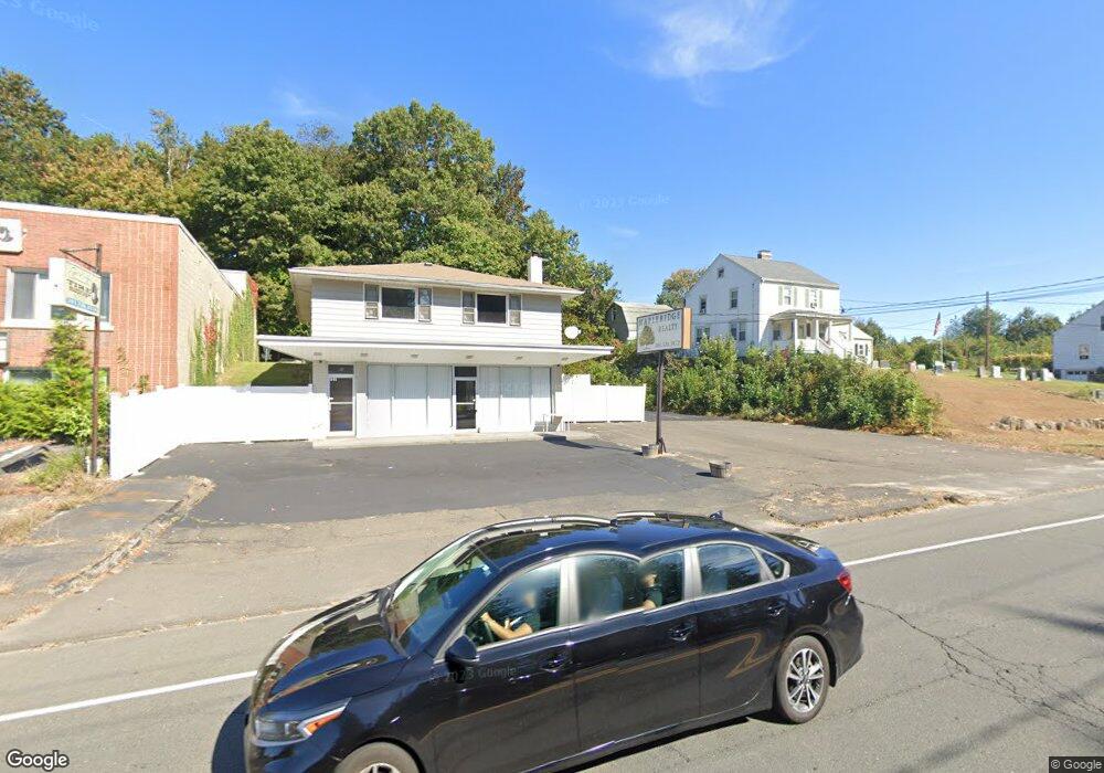 913 Meriden Rd, Waterbury, CT 06705 - photo 1