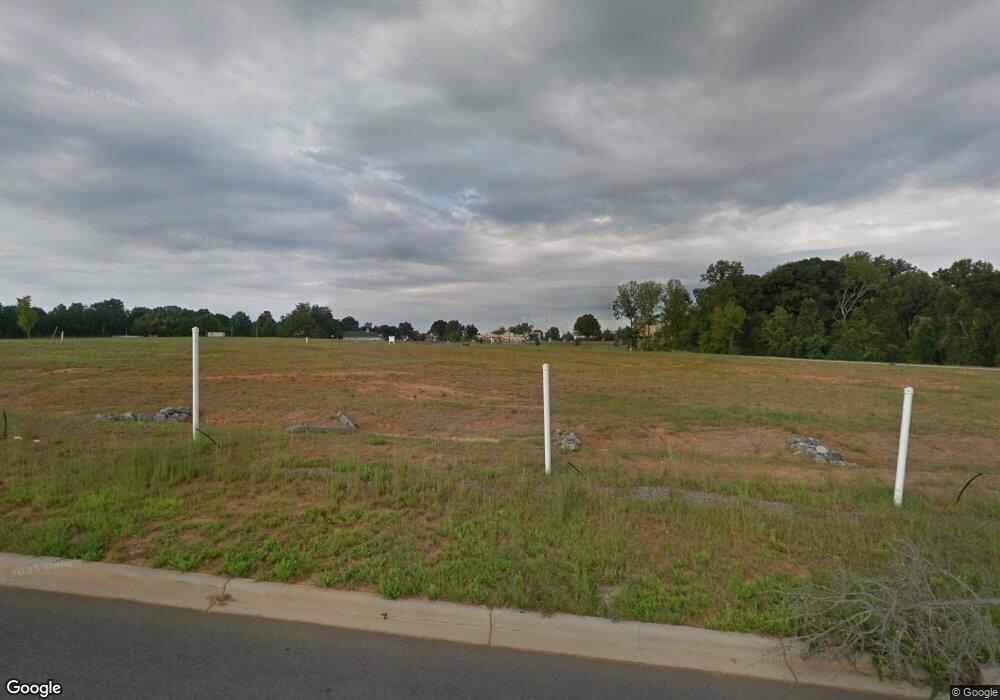 19770 Playwrights Way unit 11, Cornelius, NC 28031 - photo 1