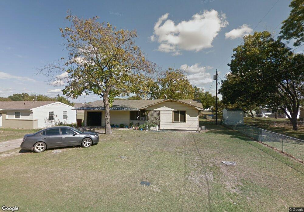 2100 N Main St, Bonham, TX 75418 - photo 1