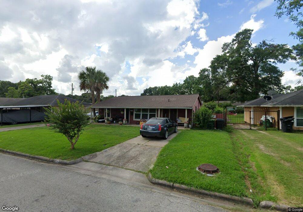 7730 Moline St, Houston, TX 77087 - photo 1