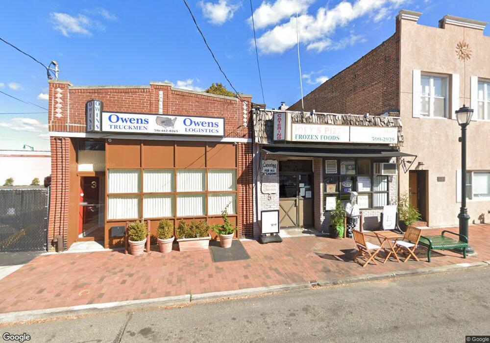 5 Huntington Ave, Lynbrook, NY 11563 - photo 1