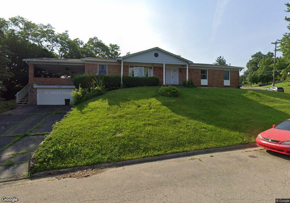 1502 Westview Ct, Cincinnati, OH 45215 - photo 1