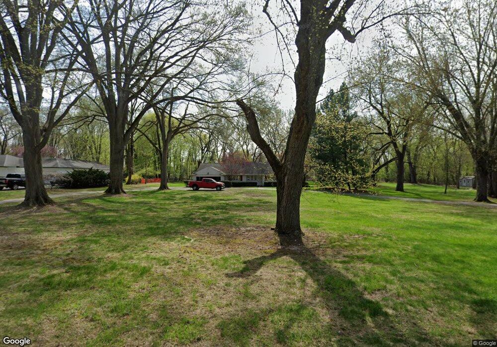 4675 Charing Cross Rd, Bloomfield Hills, MI 48304 - photo 1