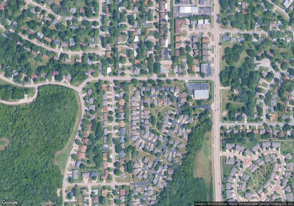 3550 SW Willow Brook Ln, Topeka, KS 66614 - photo 1