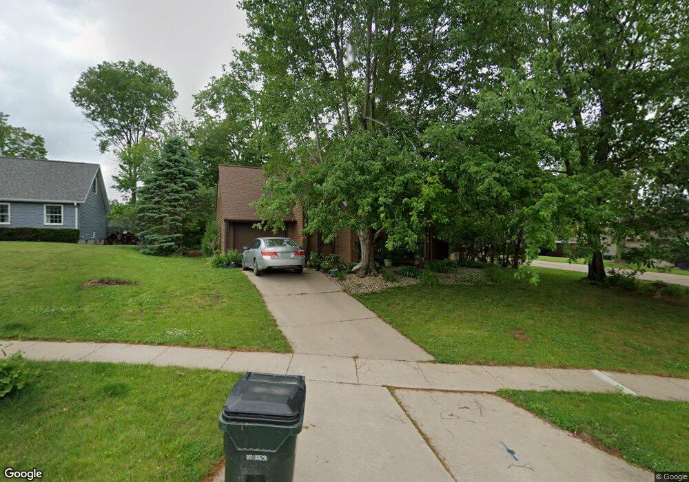 4220 Wendy Lee Ln NW, Cedar Rapids, IA 52405 - photo 1