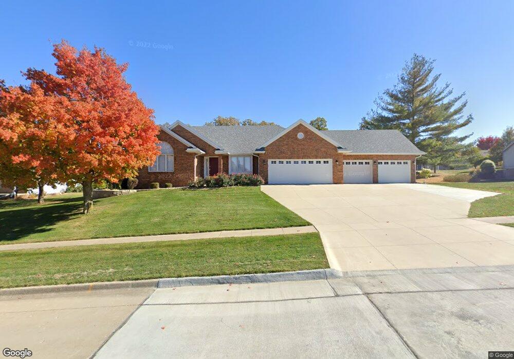 942 W 18th St S, Newton, IA 50208 - photo 1