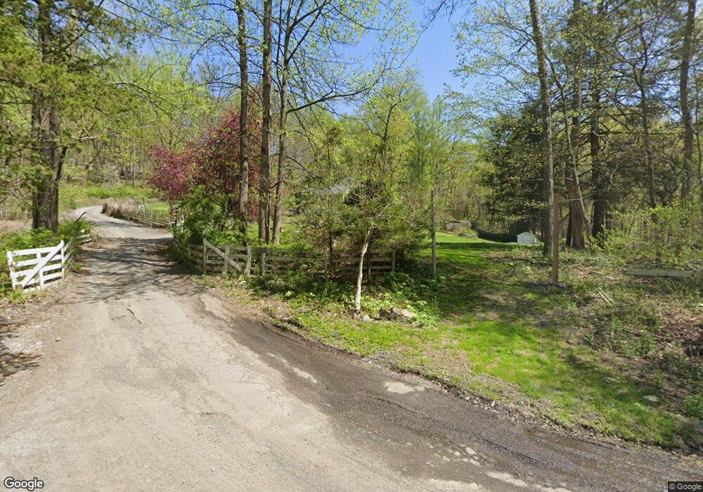 950 Chapman St, Yorktown Heights, NY 10598 - photo 1